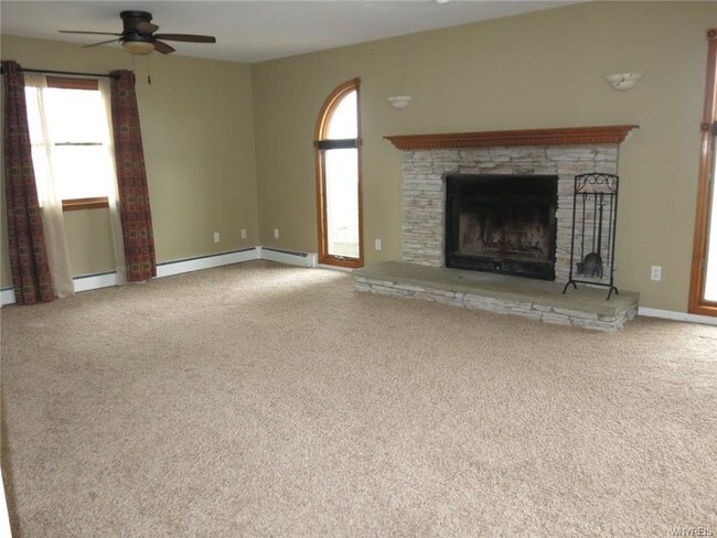 Building Photo - 1475 Sunrise Ln