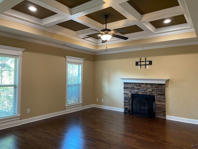 Foto del edificio - 114 Highland Point Dr