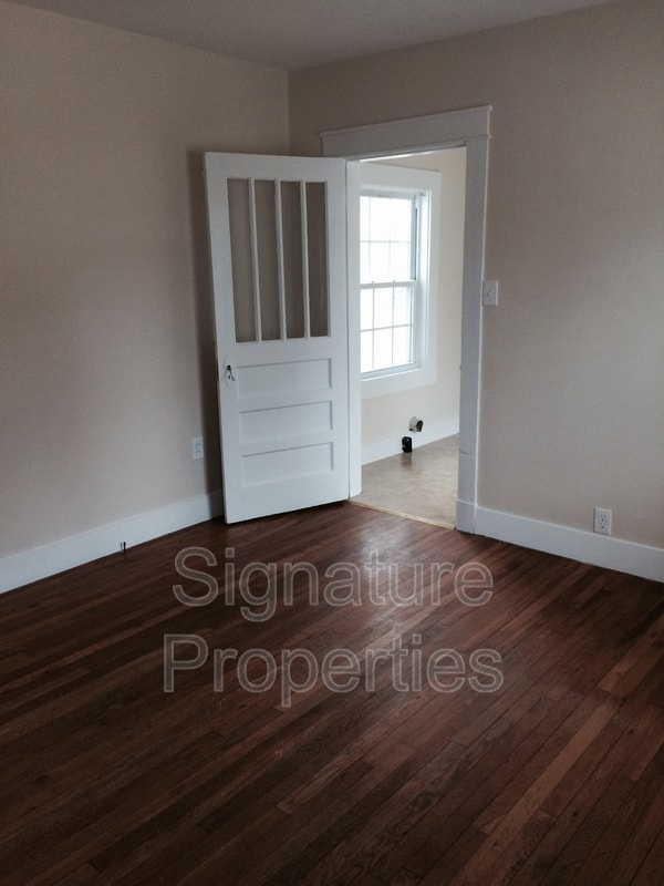 Building Photo - 2108 Willow St