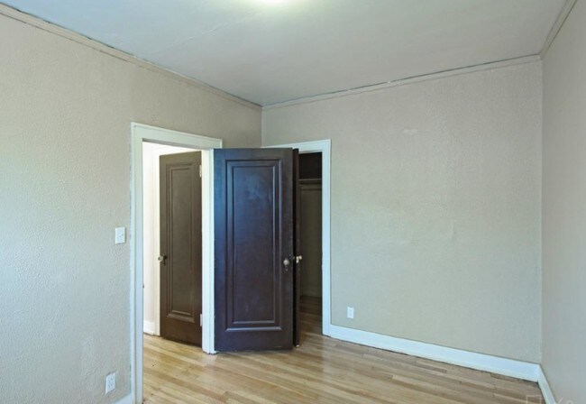 Building Photo - 7045 W Vernor Hwy