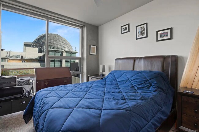 Foto del edificio - 321 Tenth Ave