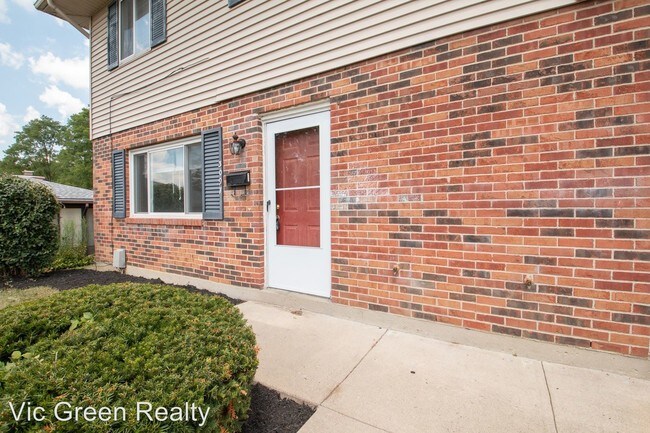 Building Photo - 3097 Silver Rock Ave