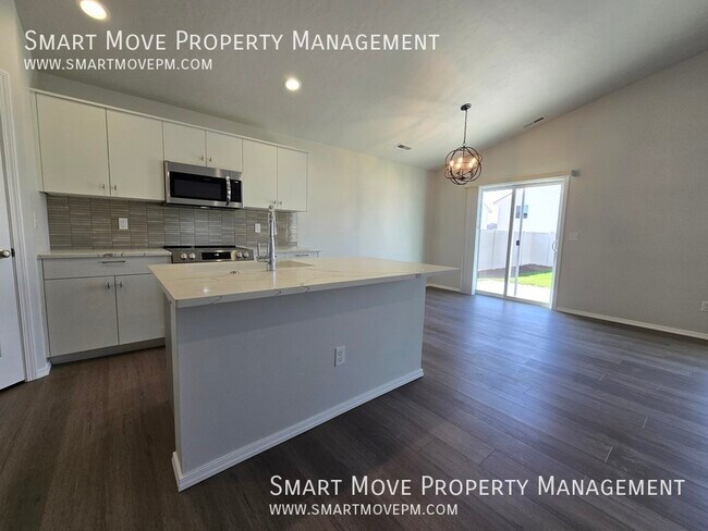 Foto del edificio - 1357 W Bass River Dr