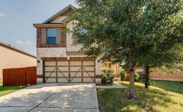 Building Photo - 6801 Baythorne Dr