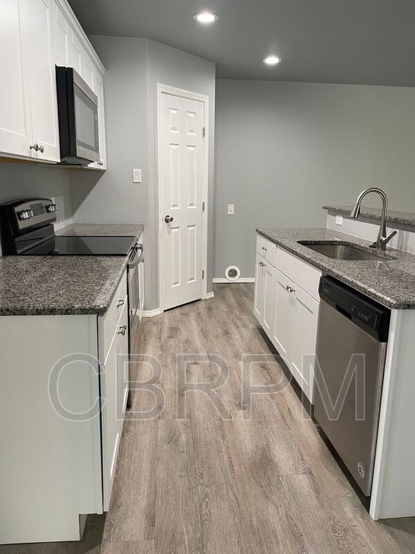 Foto del edificio - 1303 N Dover Ave