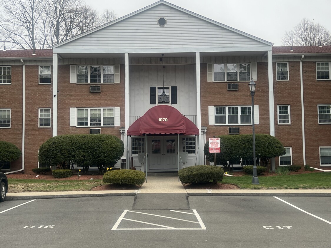 Foto principal - 1070 New Haven Ave