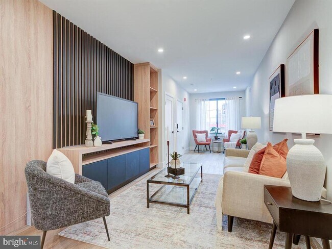 Foto del edificio - 1740 N Marshall St