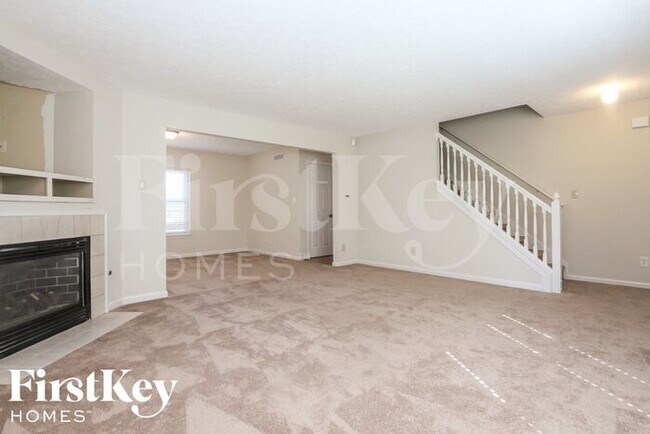 Foto del edificio - 4352 Mahogany Dr