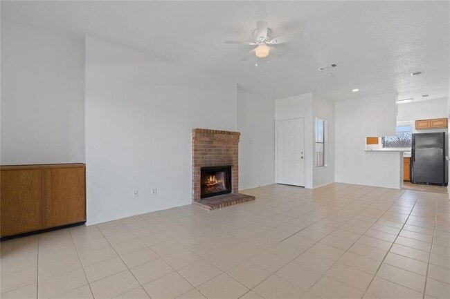 Building Photo - 2507 W Slaughter Ln