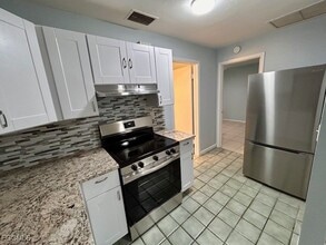 Building Photo - 4905 Viceroy Ct