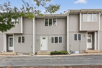 Building Photo - 14816 S Penn Rd