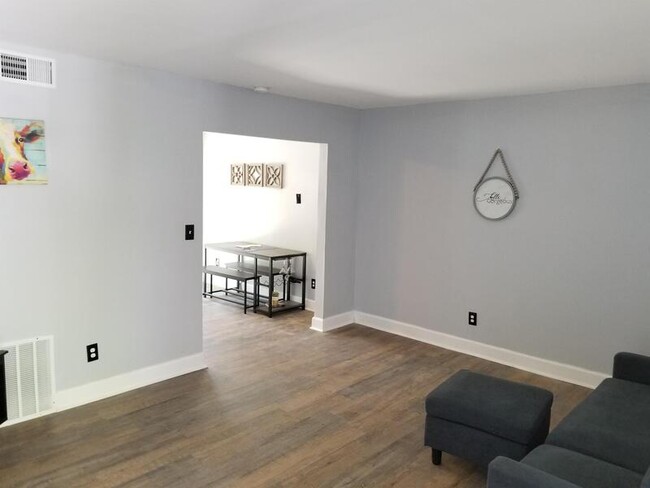 Foto del edificio - 211 Peyton Pl SW