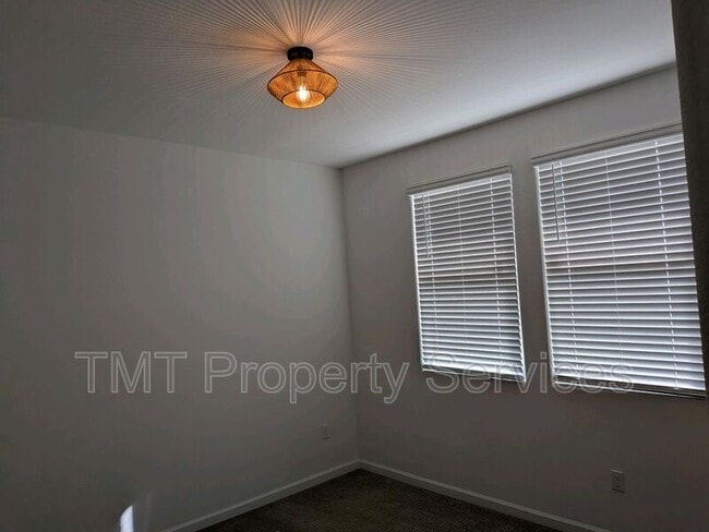 Foto del edificio - 8809 Boes Wy