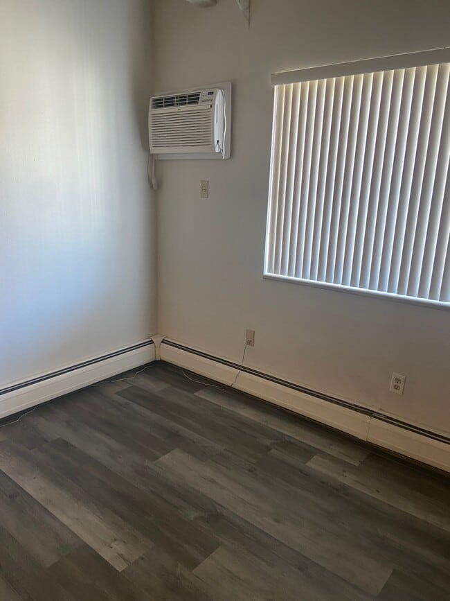 Photo - 590 Logan St Apartment