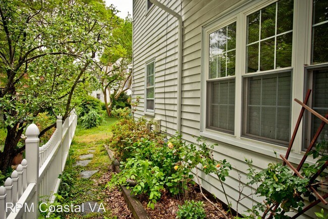 Building Photo - 3 br, 1 bath House - 209 Piez Ave