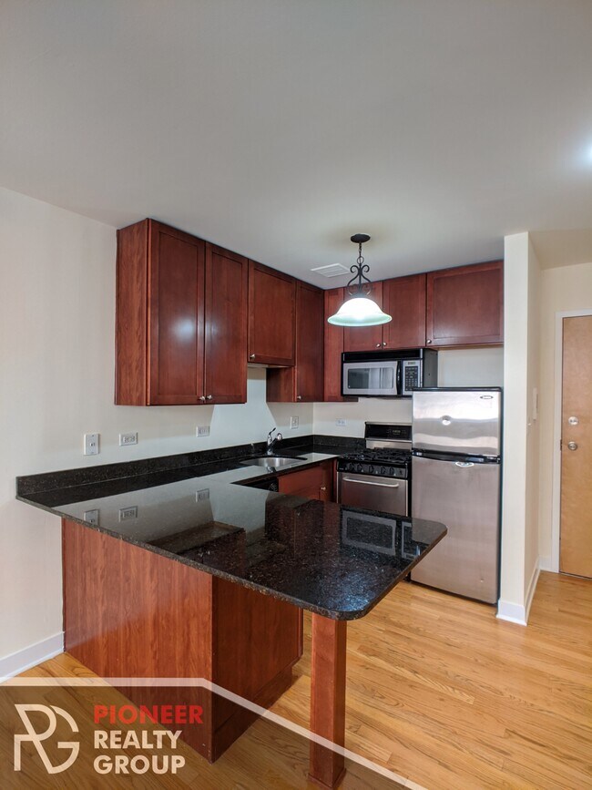 Foto del edificio - 630 W Wrightwood Ave