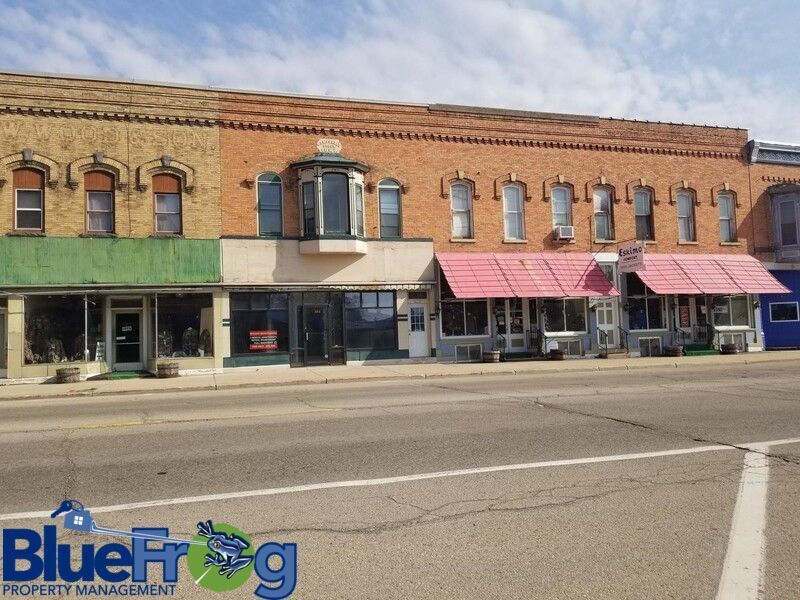 Primary Photo - 203 Broadway St