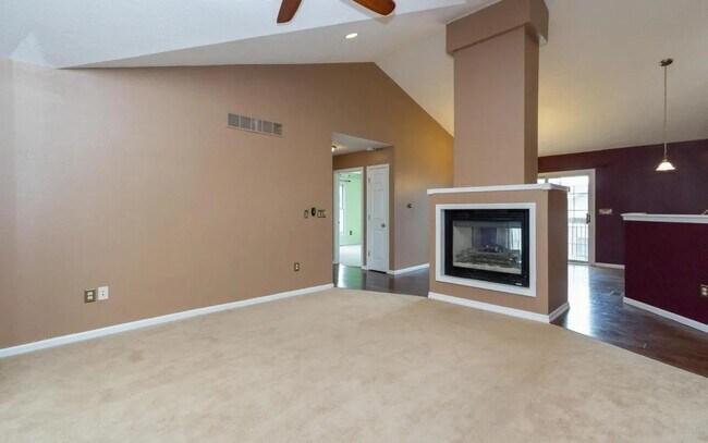 Foto del edificio - 4003 Marigold Dr