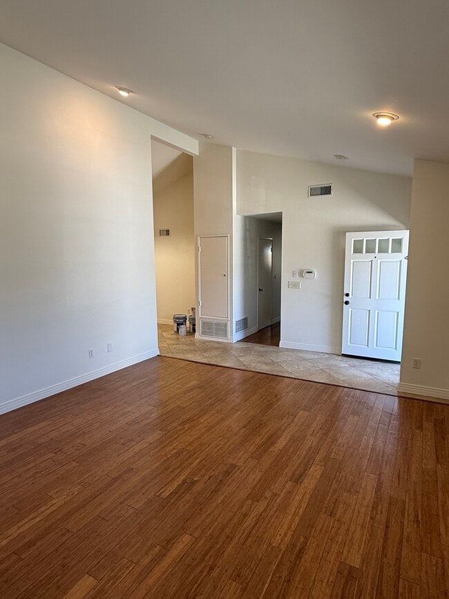 Building Photo - 17891 Quintana Ln