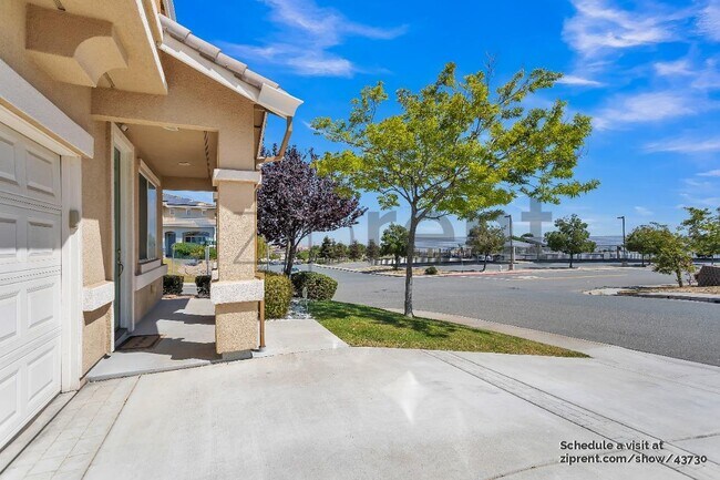 Building Photo - 2983 Rancho Bernado Dr