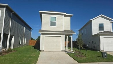 Building Photo - 4004 Belmont Dr