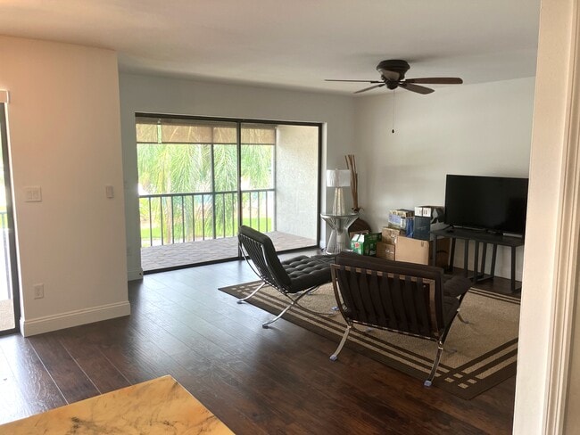 Foto del edificio - 5428 Swift Rd