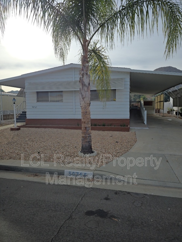 Primary Photo - 30765 Cocos Palm Ave