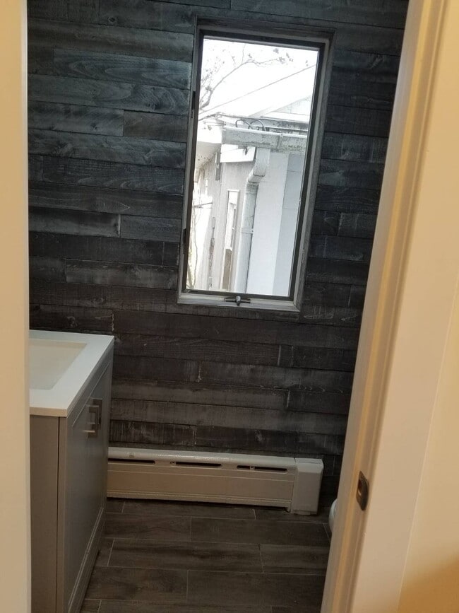 Foto del edificio - 77 Pilot St