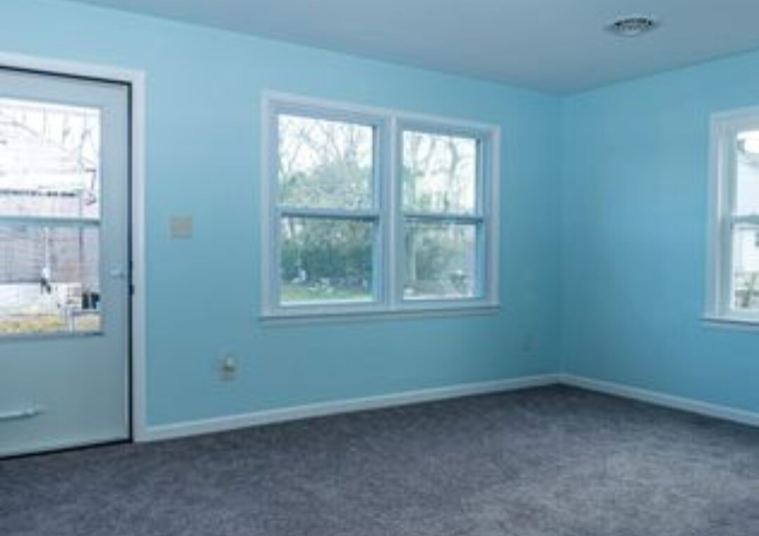 Foto del edificio - 301 W Chesapeake Ave