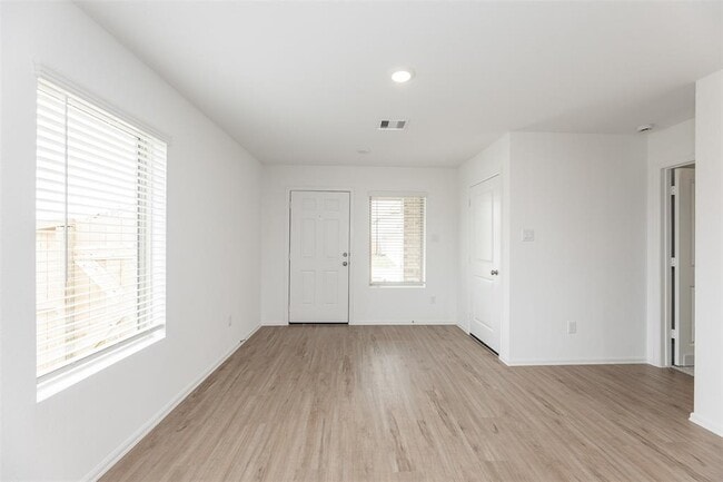 Building Photo - 7347 Greenbriar Cayon Ln
