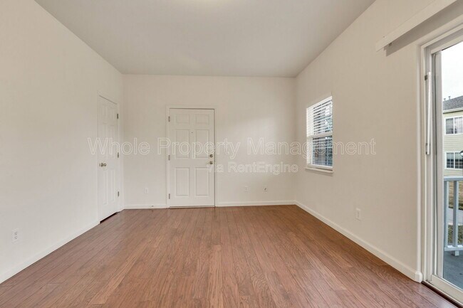 Building Photo - 5340 Raritan St