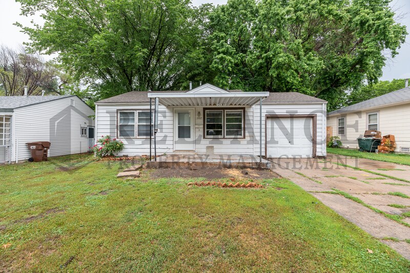 1007 S Waverly St, Wichita, KS 67218 House Rental in Wichita, KS