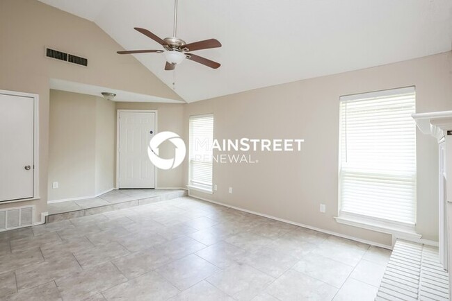 Foto del edificio - 1144 Paintbrush St