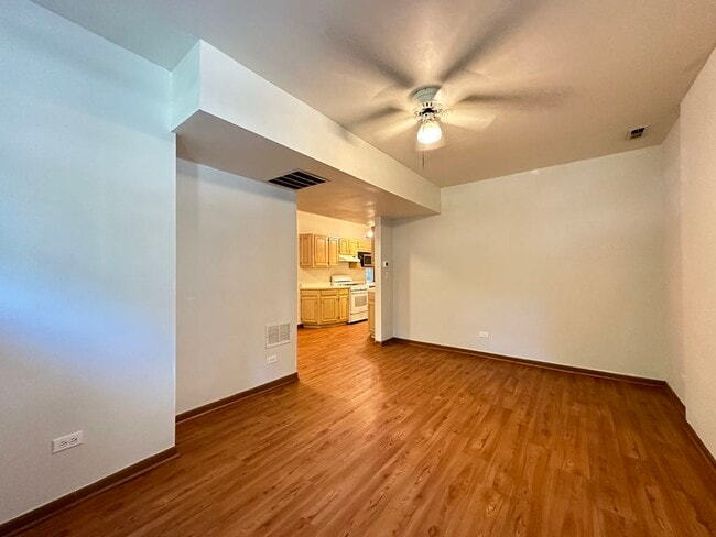 Building Photo - 3832 N Fremont St