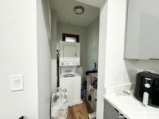 Foto del edificio - 37 Sudan St