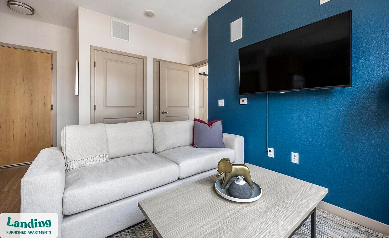 Foto principal - 1550 N Raleigh St