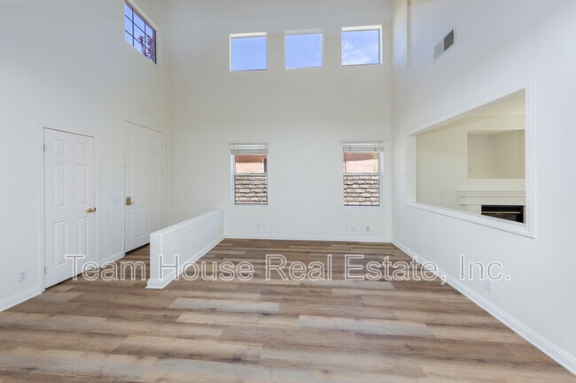 Foto del edificio - 25620 Wordsworth Ln