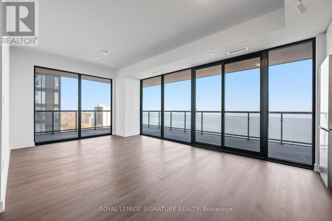 Building Photo - 2075 Lakeshore Rd.