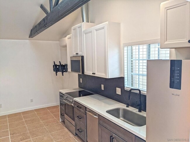 Foto del edificio - 4616 Cherokee Ave