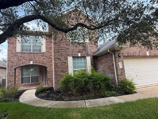 Foto del edificio - 18006 Cypress Valley Ln