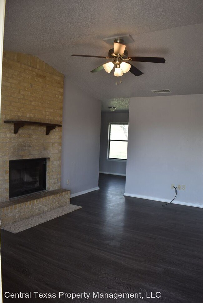 Foto del edificio - 3 br, 1.5 bath House - 2209 Lago Trail
