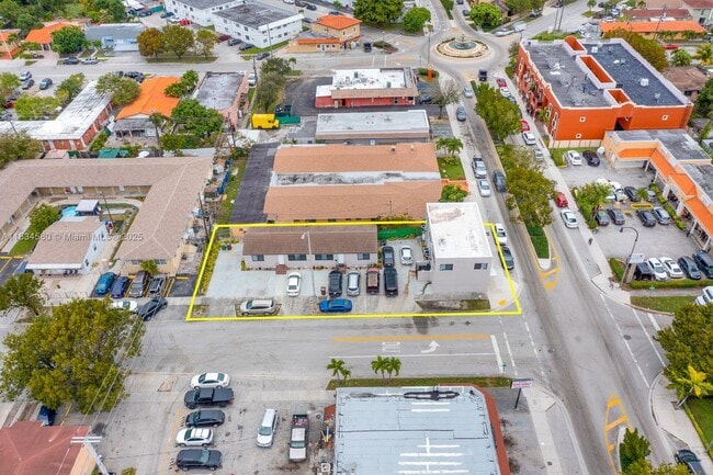 Building Photo - 1602 Palm Ave
