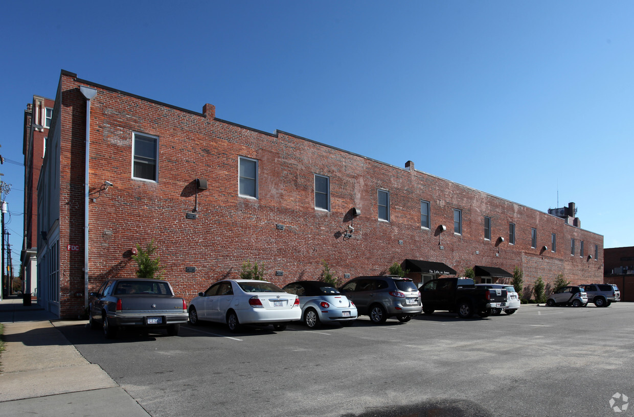 Building Photo - The Lofts on James