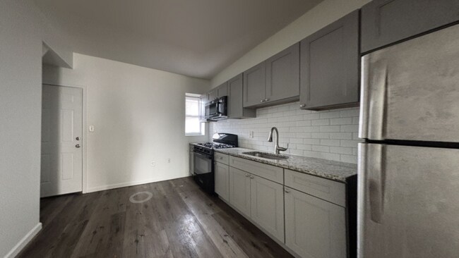 Foto del edificio - 5513 Ludlow St