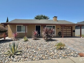 Building Photo - 3920 Branson Dr