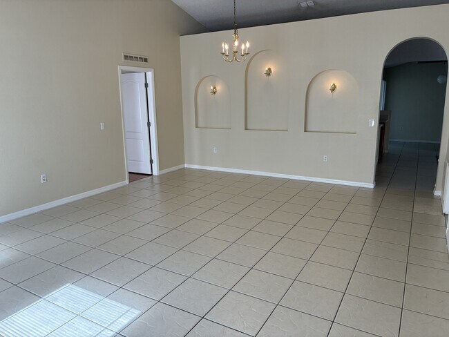 Foto del edificio - 1826 Ashton Park Pl