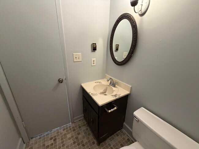 Foto del edificio - 1212 James-