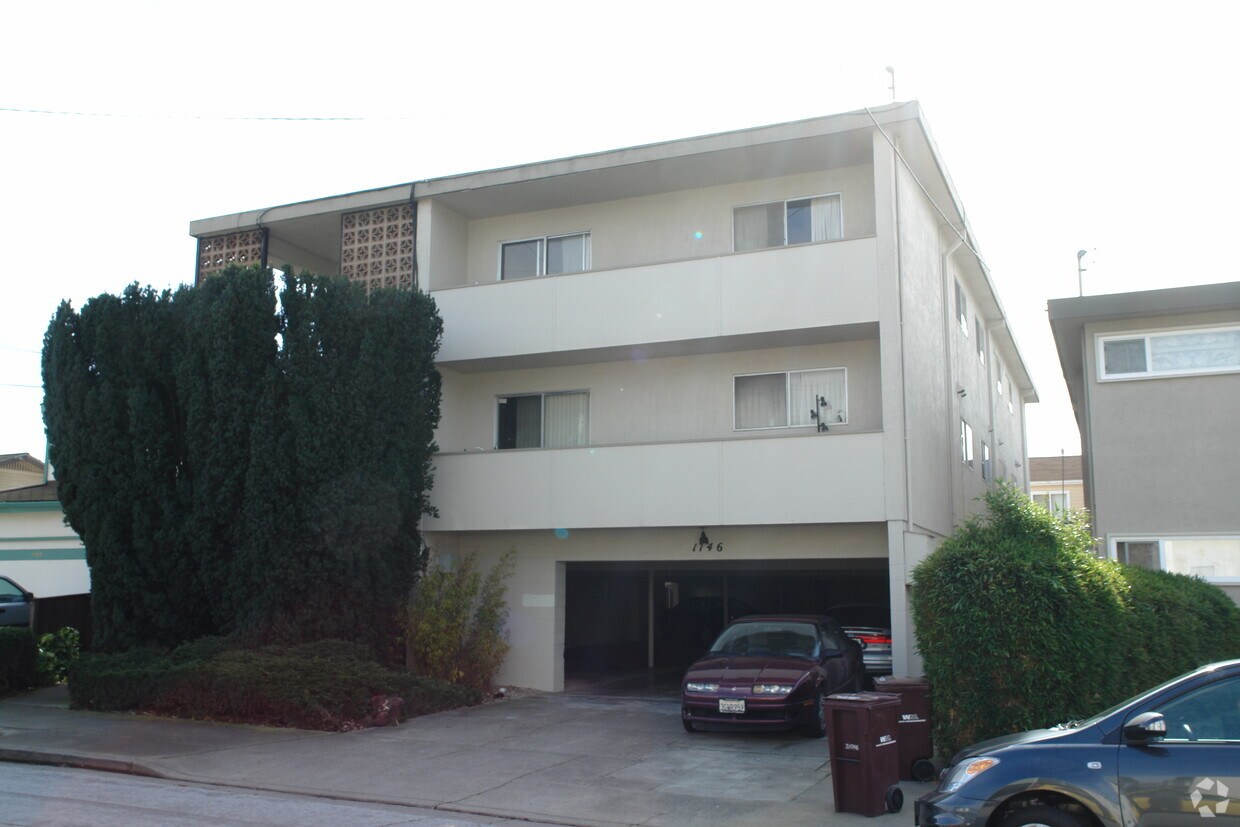 Primary Photo - 1148-1150 Washington Ave