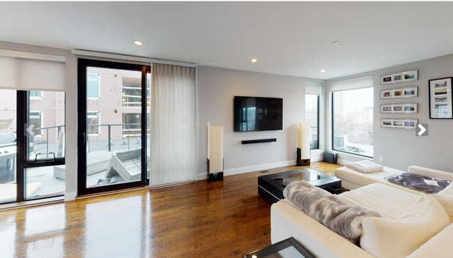 Building Photo - 3 New St