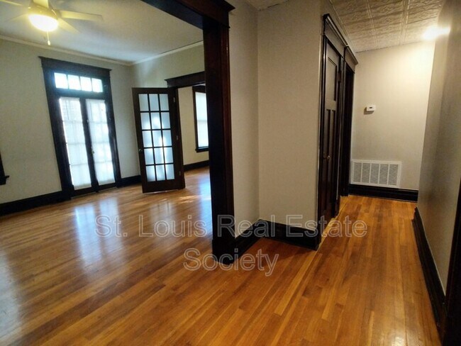 Foto del edificio - 2608 Louisiana Ave